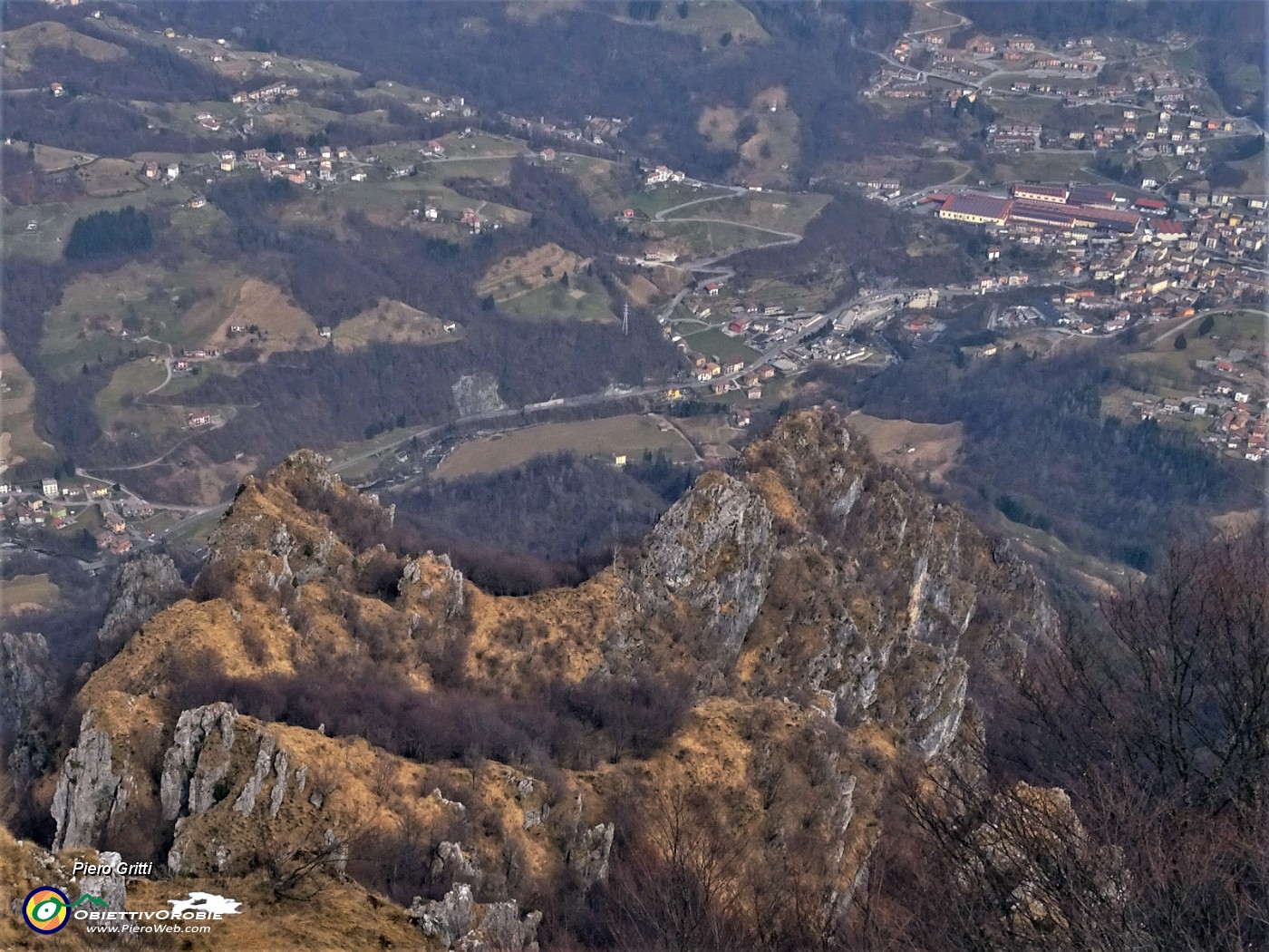 63 Dal Pizzo Grande vista su S. Giovanni Bianco.JPG -                                